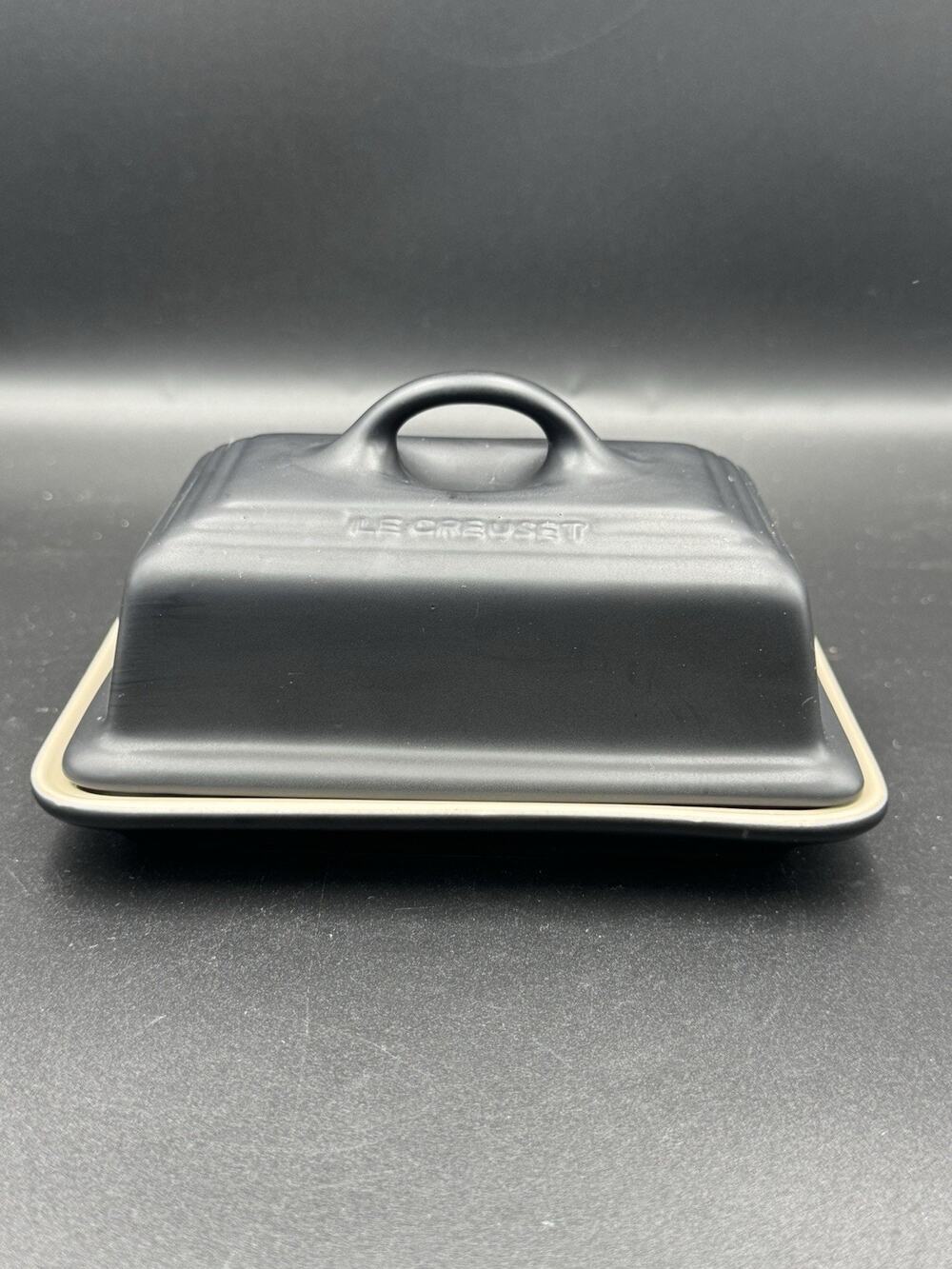 NWT Le Creuset Heritage European Butter Dish Matte Black Licorice